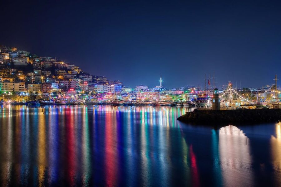 Alanya Night Safari Combo: Jeep Tour, Boat Cruise & Dinner - Alanya Harbor to Cleopatra Beach: Caves, Swimming, and Foam Parties