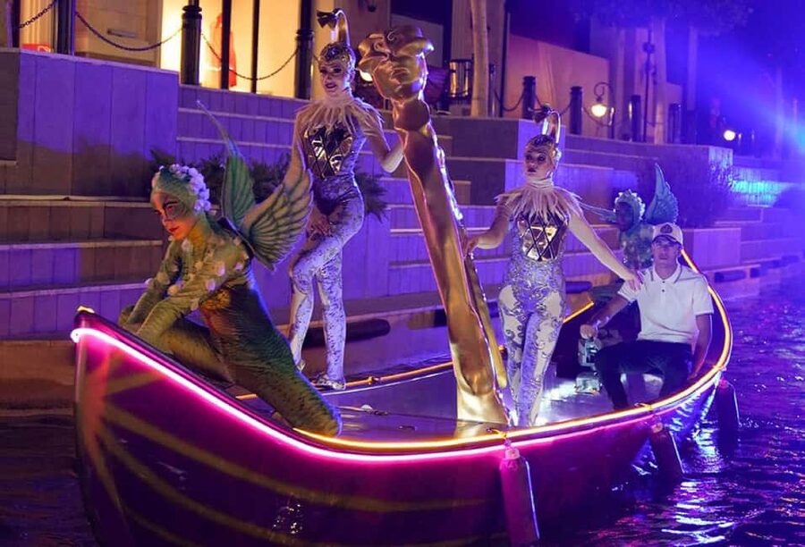 Antalya/Alanya/Side: Land of Legends Night Show & Shopping - Should you book the Land of Legends night transfer?