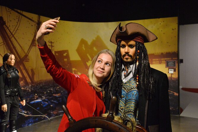 Antalya: Aquarium Ticket With Optional Transfer - Face2Face Wax Museum: the surprise included stop that often wins kids over