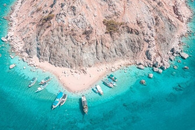 Antalya /Belek/ Kemer : Suluada Boat Trip with Lunch and Transfer - Boat comfort, shade, and a realistic day length