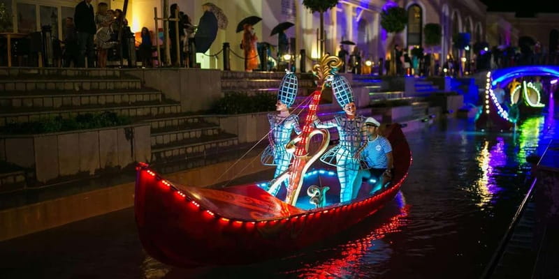 Antalya/Belek/Lara: Land Of Legends Night Show Transfer - Price and value: $6 sounds small, but it adds up