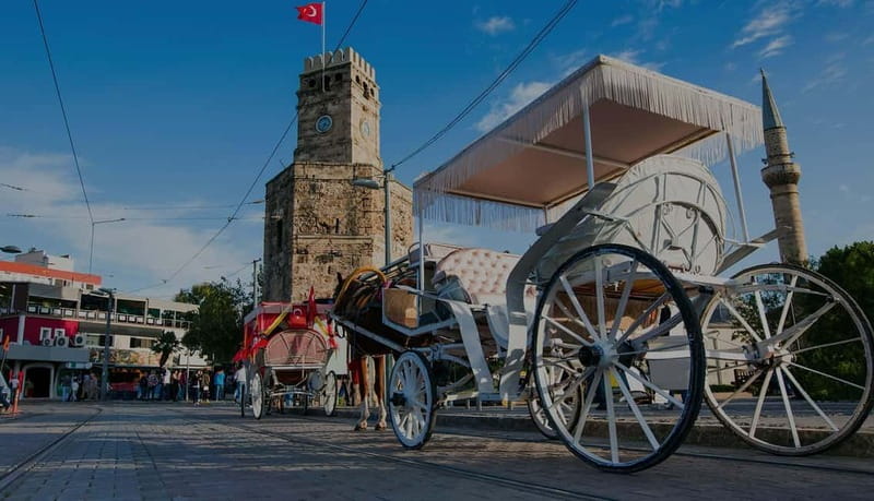 Antalya: Guided Old City Walking Tour of City Highlights - Getting your bearings: meeting by Hadrian’s Gate and starting in Kaleiçi