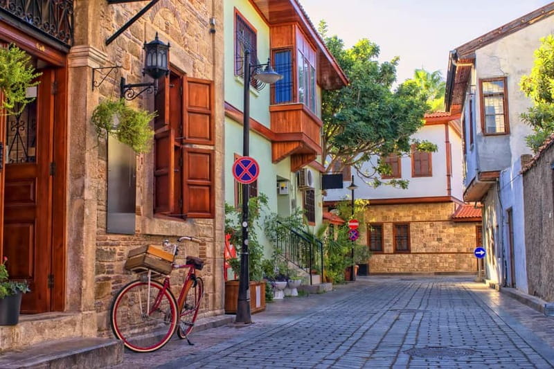 Antalya: Guided Old City Walking Tour of City Highlights - Roman Antalya: Hadrian’s Gate, Ancient City Walls, and the Hıdırlık Tower view