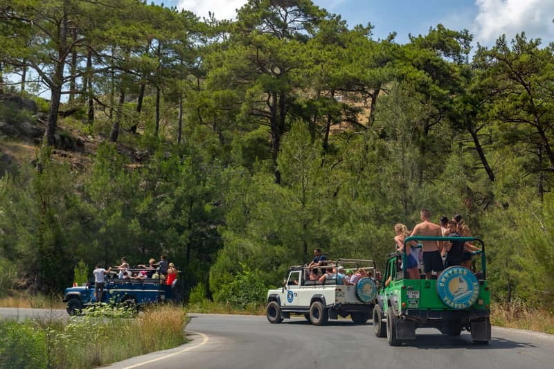 Antalya: Jeep Safari Adventure w/Lunch at Local Restaurant - Off-Road Driving, Pine Air, and View Stops on the Way Up