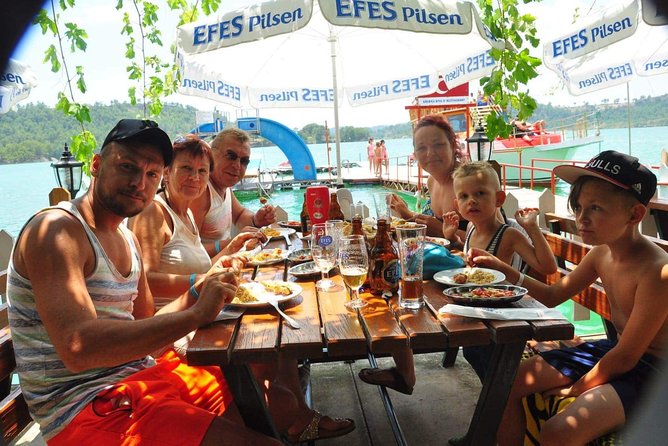 Antalya Jeep Safari Adventure with Lunch at Local Restaurant - Taurus mountain drive toward 920 meters: pine air, dusty roads, and viewpoints