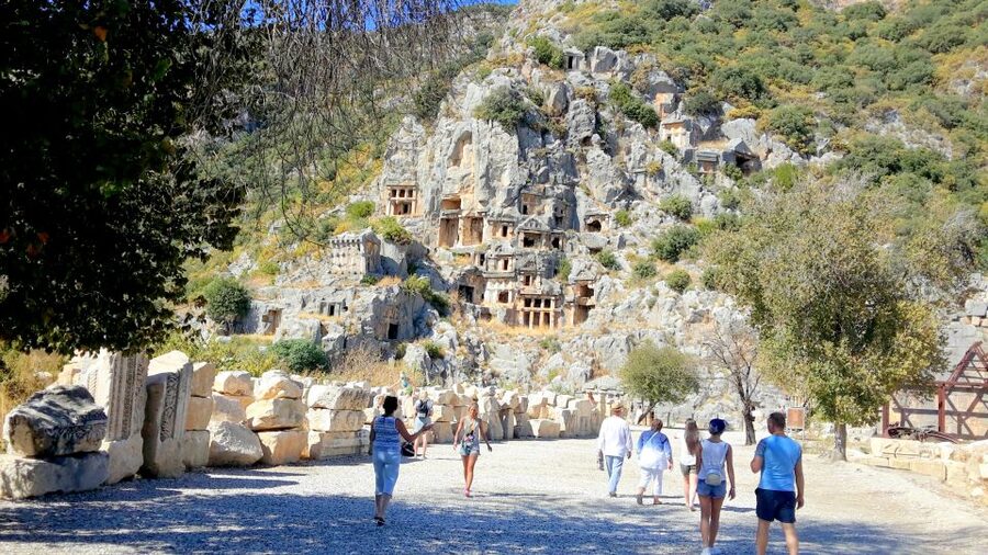 Antalya/Kemer: Kekova Sunken City, Demre & Lycia Day Tour - Lycia on Land: Rock Tombs and a Greco-Roman Amphitheater Stop