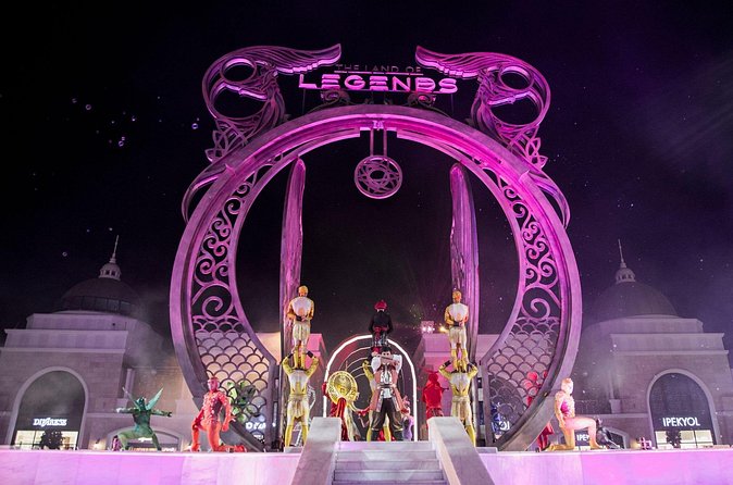 Antalya Land of Legends Night Show and Spectacular Boat Parade - Photos, timing, and comfort: small choices that improve the evening
