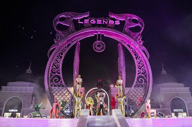 Antalya Land of Legends Night Show and Spectacular Boat Parade - Who should book this Land of Legends night experience