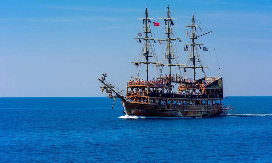Antalya: Lara Pirate Boat Day Trip w/ Lunch & Soft Drink - Transfers, drop-offs, and staying on time