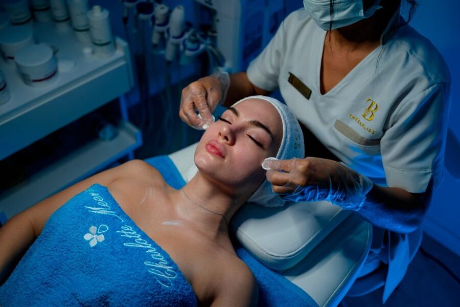 Antalya: Massage and Professional Skin Care Experience - 45-minute body massage: front-lying muscle relief