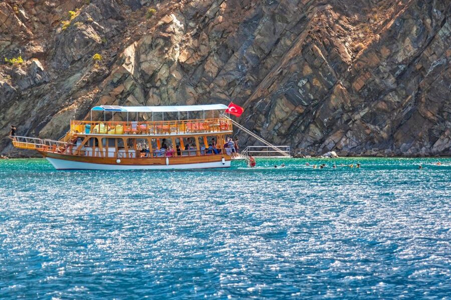 Antalya: Old Town Harbor Sightseeing Cruise - The 2-Hour Circuit: Old Harbor Views and the Duden Waterfalls from the Sea