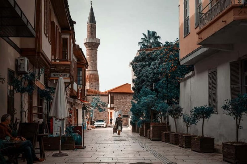 Antalya: Old Town Walking Tour with Turkish Tea and Baklava - Hıdırlık Tower: Views Plus a Lighthouse-Story