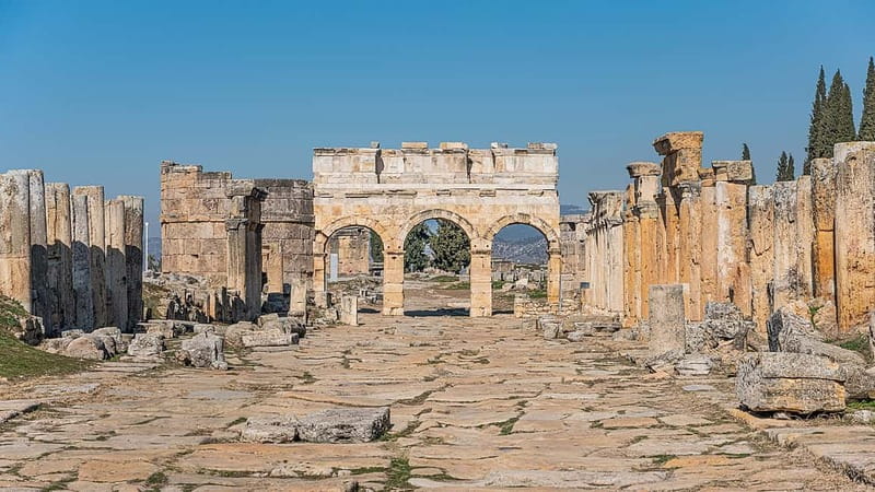 Antalya: Pamukkale Tour with Hot Air Balloon and Lunch - Balloon ride mechanics: what you’ll experience up close