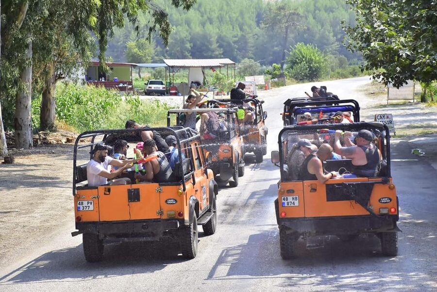 Antalya Şelale Ziyaretli Jeep Safari Turu - Jeep Safari to the Waterfalls: the real Antalya Province route