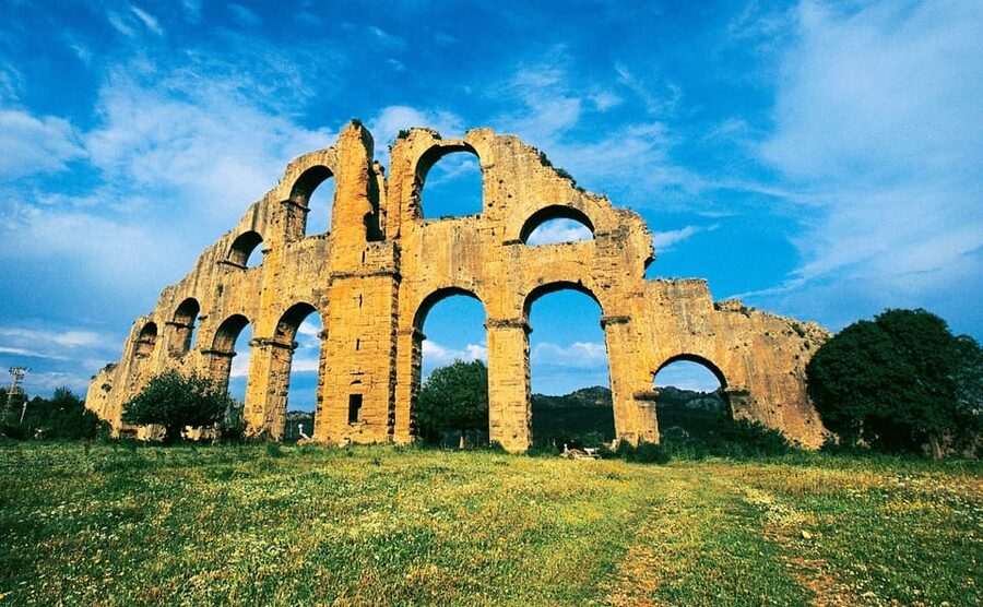 Day Tour of Ancient Roman Sites with Lunch and Guide - Aspendos Theater: The Roman Stage Still in Action