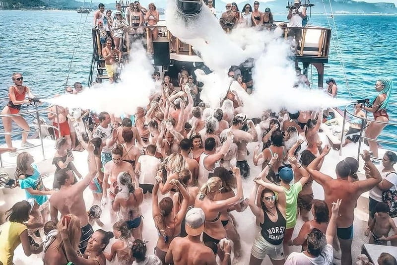 From Antalya/Kemer: All-Inclusive Party Boat with Lunch - Boarding at Kemer Marina: Finding the Monster Party Boat