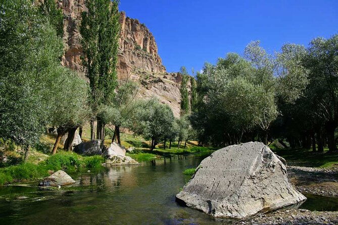 From Belek 2-Day Cappadocia, Cave Hotel, & Balloon Tour - Day 1: Uchisar Castle, Pigeon Valley, and a smooth handoff to dinner