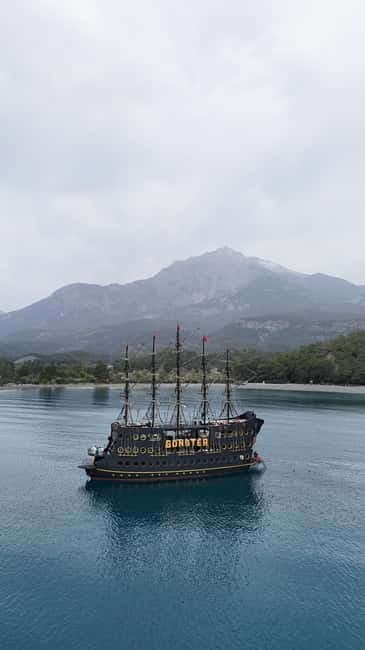 Gonster All-Inclusive Pirate Boat Trip with Transfer - The onboard vibe: DJ music, dancing, and the foam party