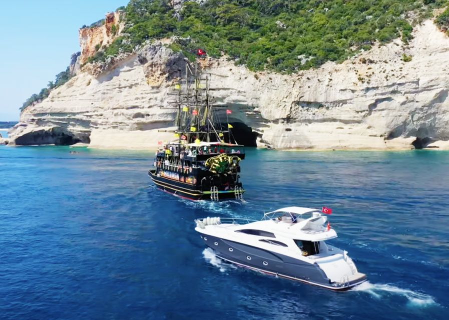 Kemer/Antalya/Belek/Kundu, Exciting Pirate Ship Adventure - Who This Pirate Ship Adventure Suits Best