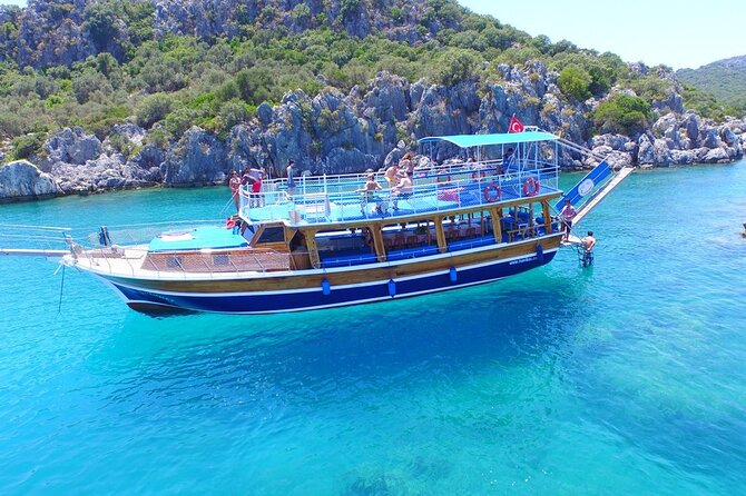 Kemer Pirate Boat Tour - Comfort and Family-Friendliness That Actually Matter
