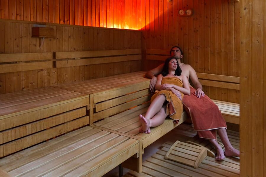 Kemer: Turkish Bath Expereince with Hotel Transfers - Inside the hammam: sauna, scrub, foam, and aroma oil massage