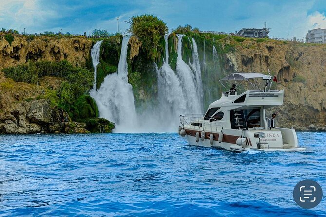 Private Luxury Yacht Tour in Antalya – Exclusive Experience - Lunch, soft drinks, and the food expectation gap