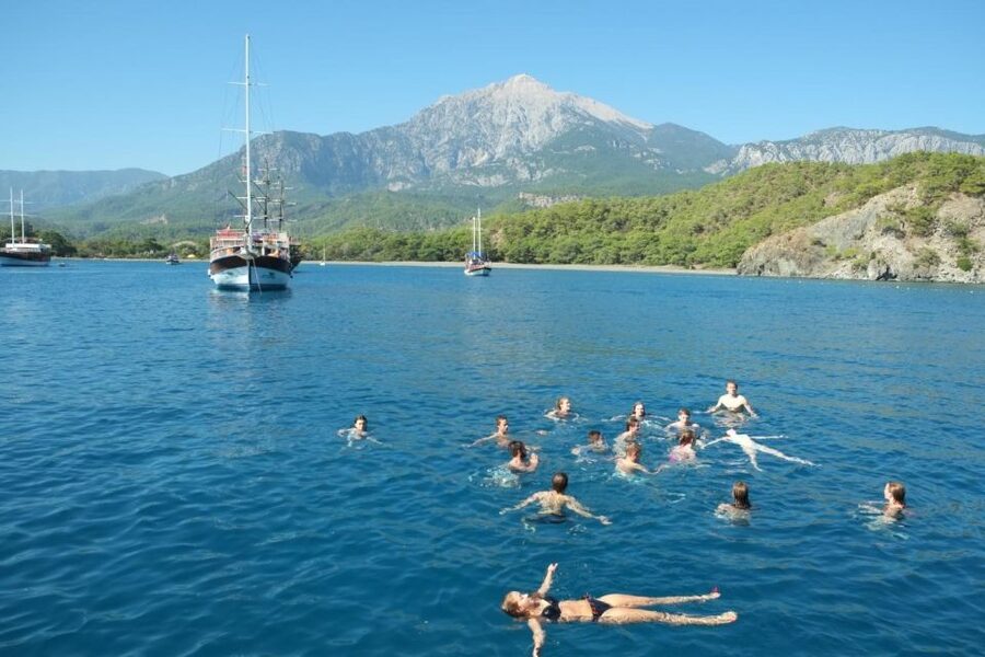Red Dragon Pirate Boat Trip & Lunch - A pirate-boat day on the Antalya coast, without the fuss