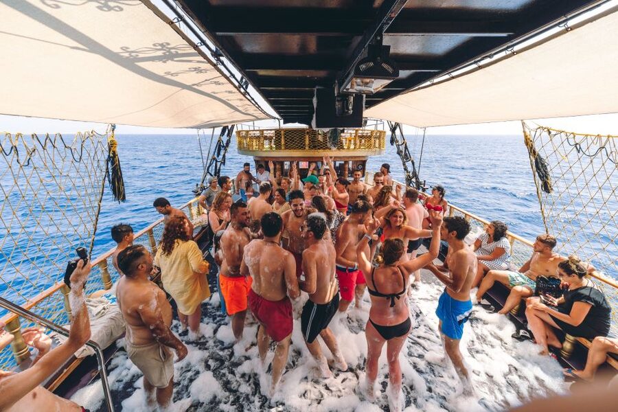 Red Dragon Pirate Boat Trip & Lunch - Price and value: where the $18 actually goes