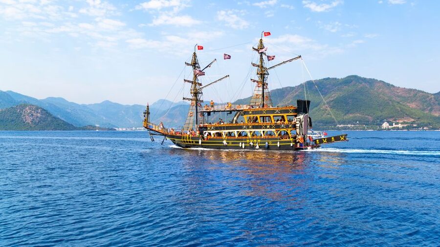 Red Dragon Pirate Boat Trip & Lunch - Logistics reality check: how long is it, really?