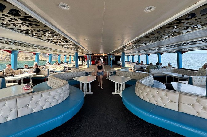 Red Dragon Pirate Ship with Foam Party Free Lunch and Swim Breaks - Clean Ship, Friendly Staff, and Why the Day Feels Easy