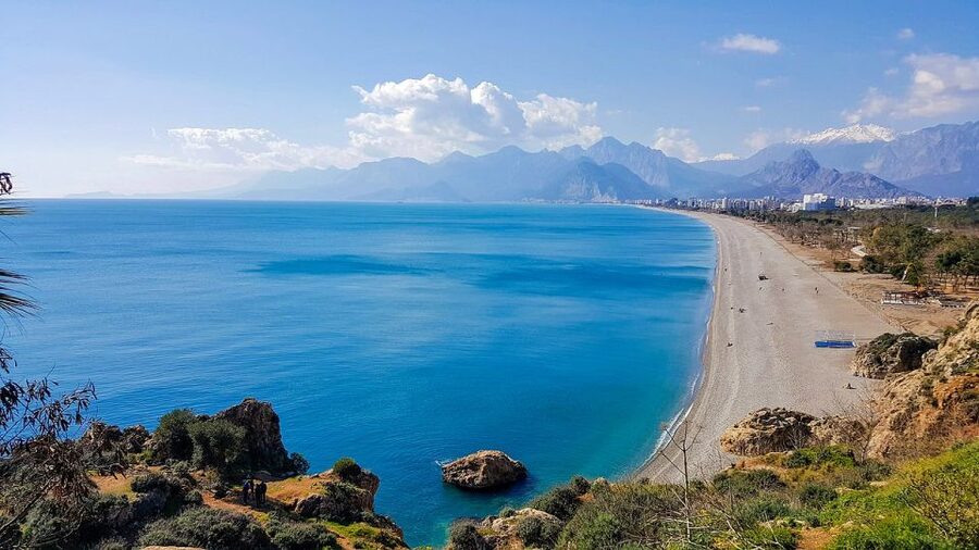 Relax Boat Tour in Antalya with Lunch, Swim & Waterfalls - Group size, comfort, and the tour team (what to expect)