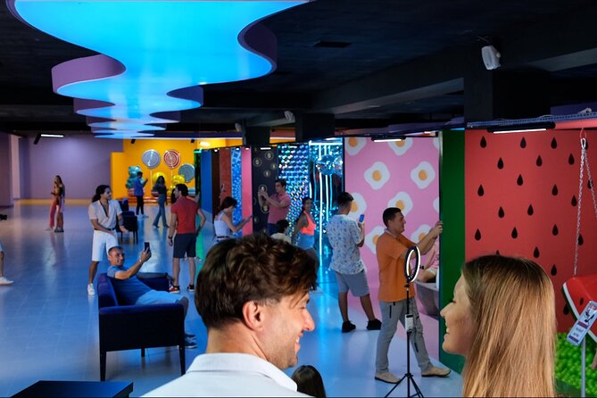 Selfie Park Antalya the Biggest Selfie Museum in Europe - The 50+ photo locations across 2,000m²: how to make it fun, not rushed