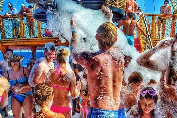 Side: Dolphin Island Boat Tour with Foam Party and Lunch - Lunch While You’re Moving Toward Dolphin Island